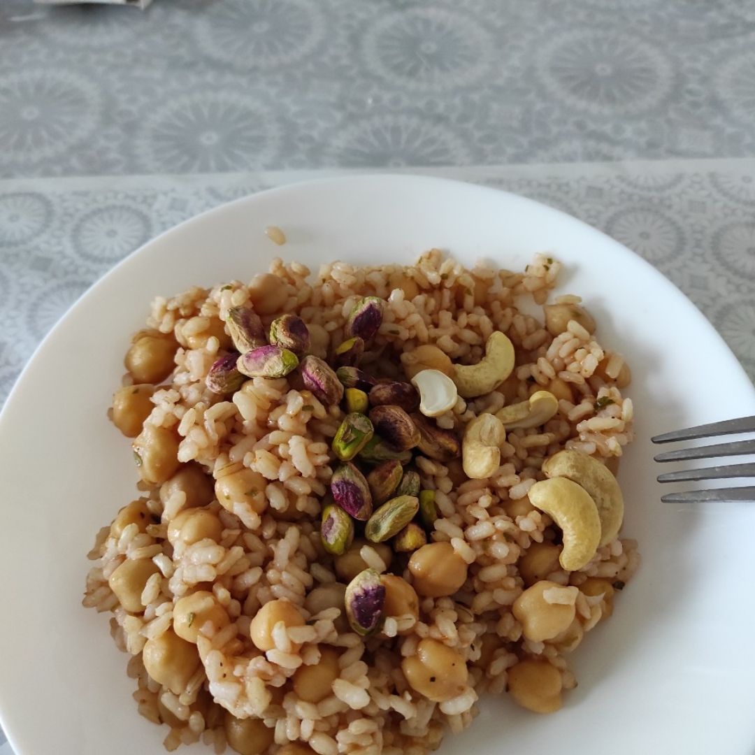 GARBANZOS CON ARROZ GARBANZOS CON ARROZ