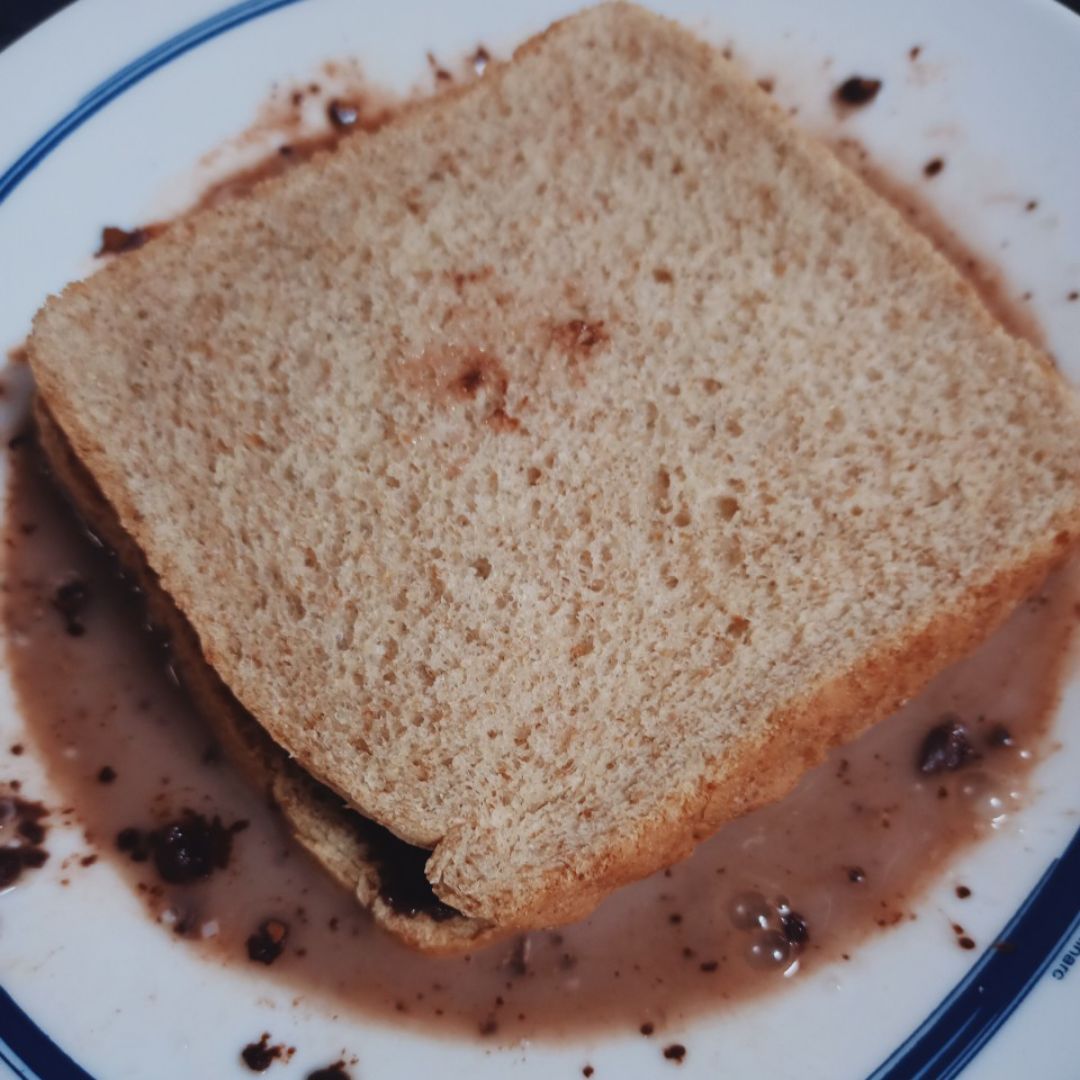 TOSTADAS FRANCESAS CON PLATANO Y CREMA DE CACAO CON AVELLANAS 🍞 Paso 1