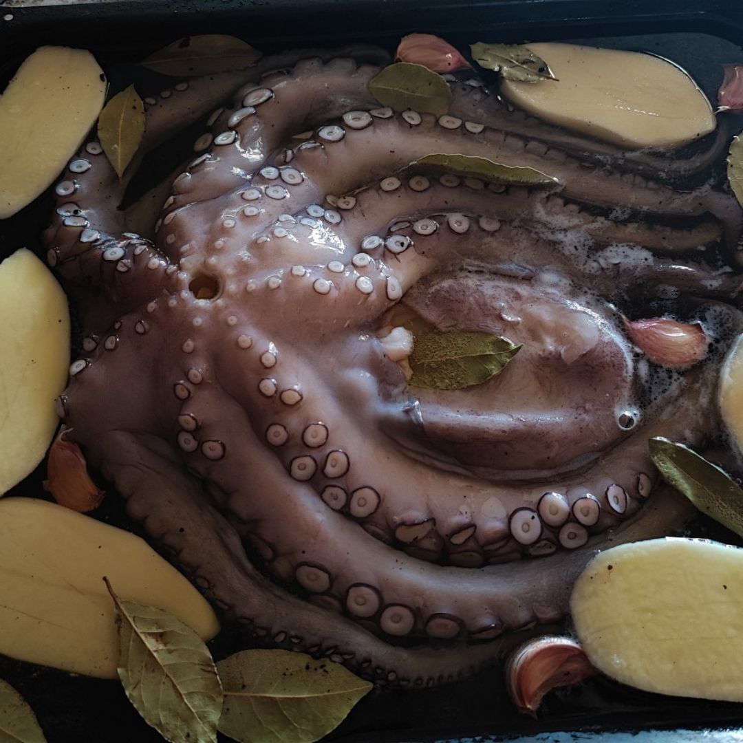 PULPO AL HORNO Paso 1 PULPO AL HORNO Paso 1