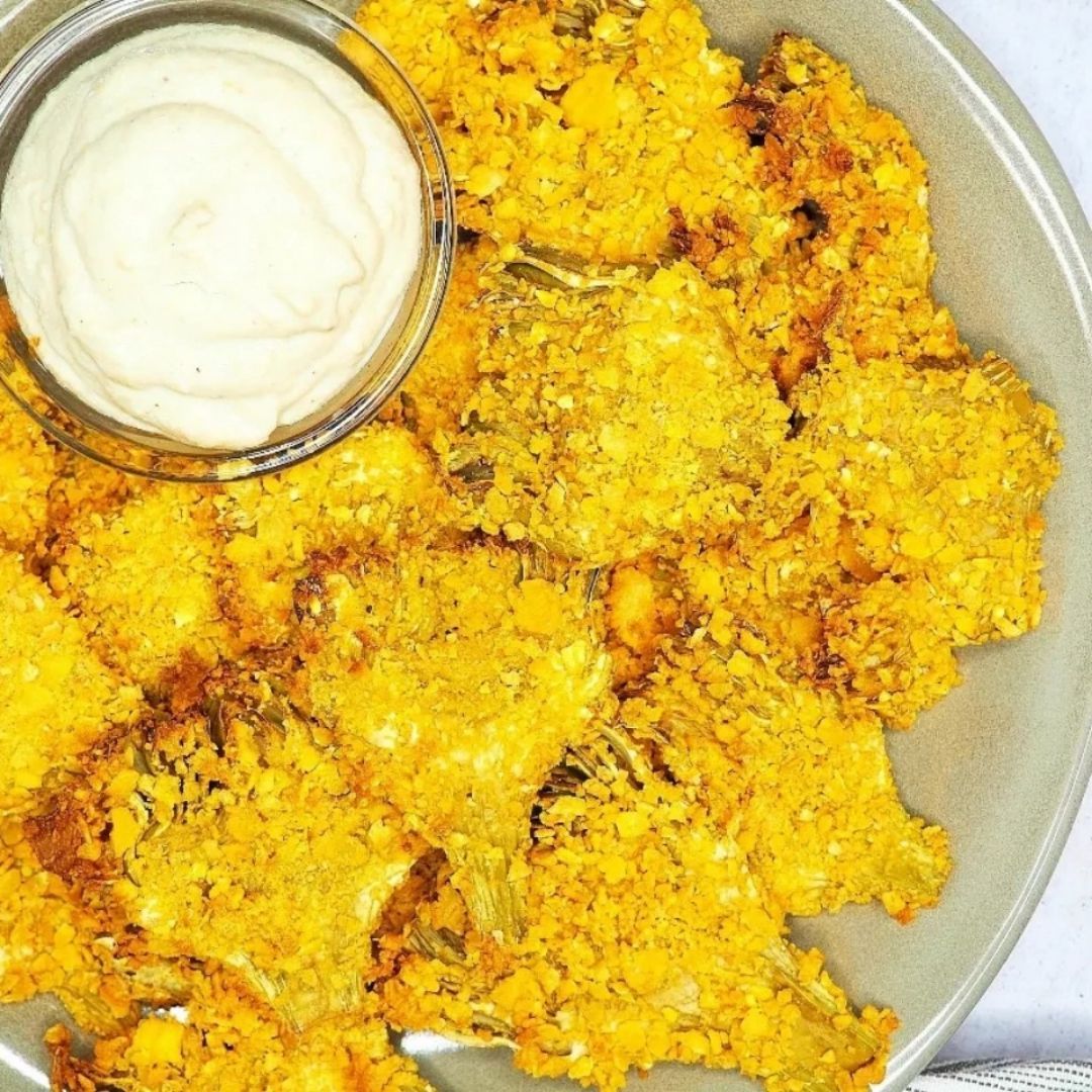 CHIPS DE ALCACHOFA REBOZADA CON VEGANESA CHIPS DE ALCACHOFA REBOZADA CON VEGANESA