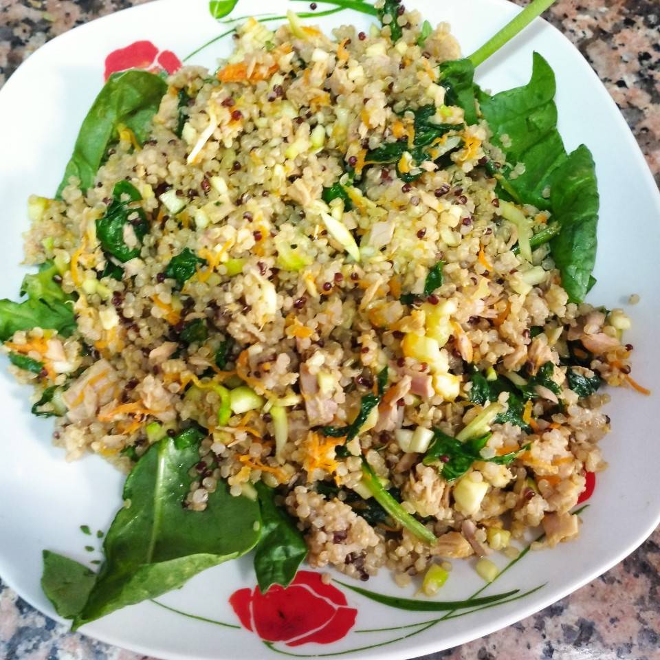 Quinoa con verduras y atún Quinoa con verduras y atún