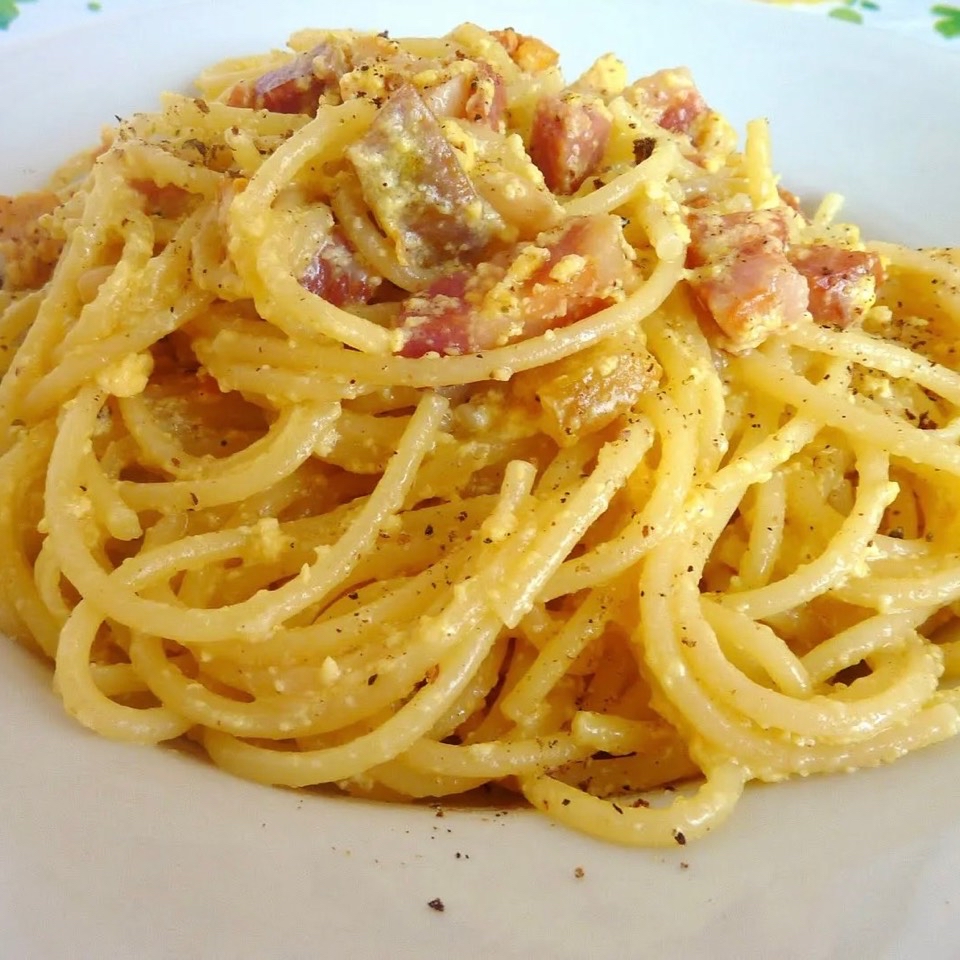 Espaguetis a la carbonara