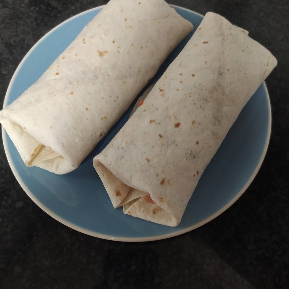 Rollitos de carne mechada 