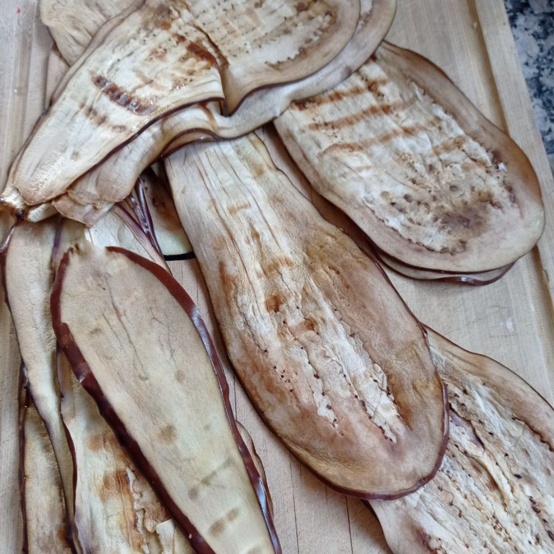 Rollitos de berenjena 🍆 con salteado especial 😍 Paso 0 Rollitos de berenjena 🍆 con salteado especial 😍 Paso 0
