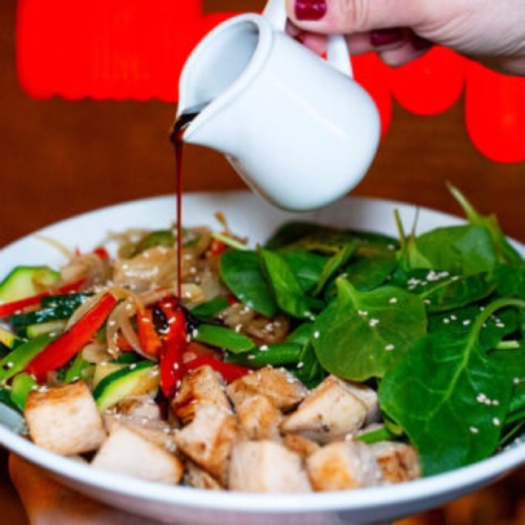 Ensalada THAI CHICKEN Ensalada THAI CHICKEN