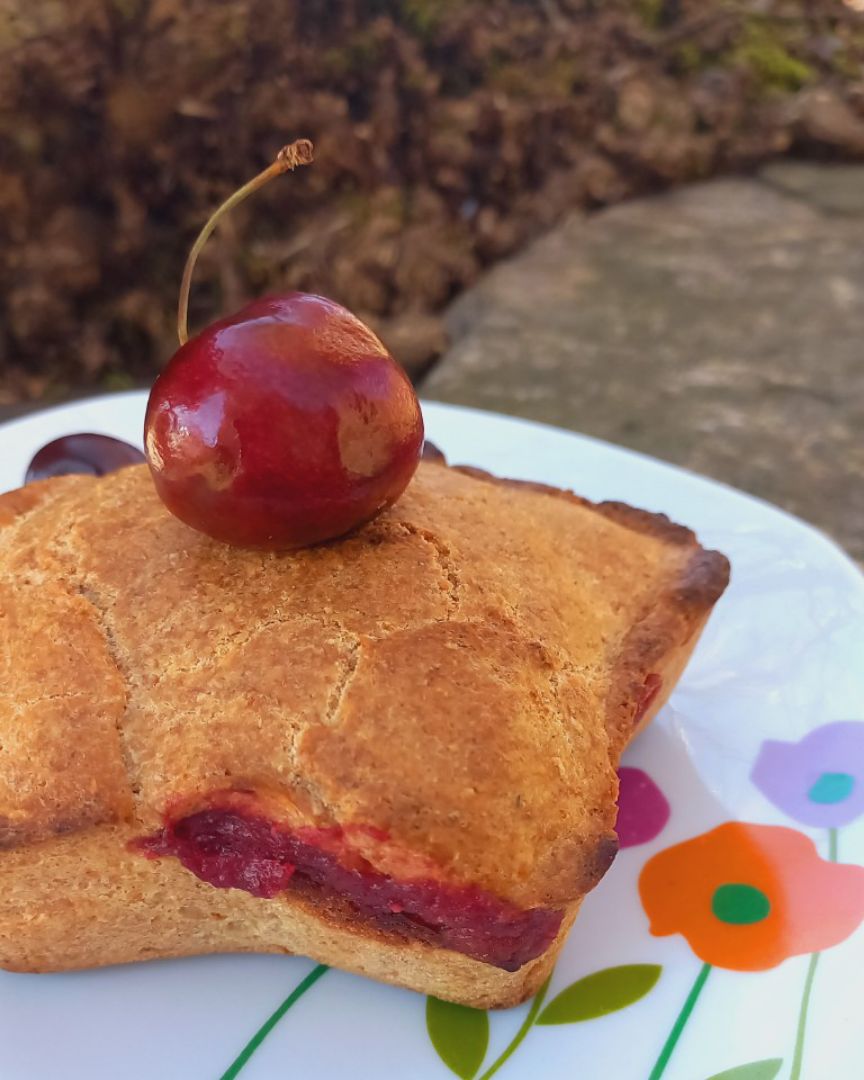 Mini tarta de cerezas 🍒 Paso 3 Mini tarta de cerezas 🍒 Paso 3