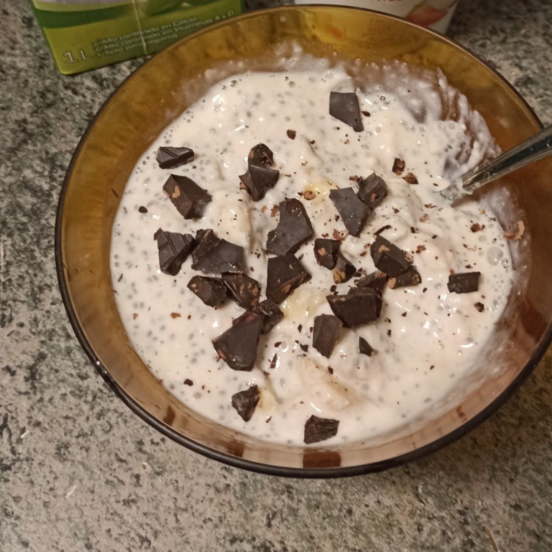 Yogur con chía y plátano 