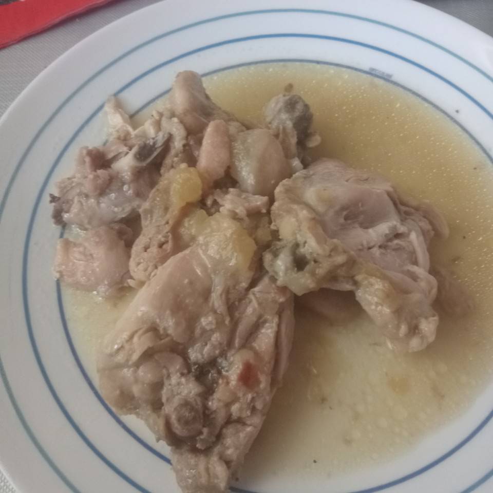 Pollo con manzana y pera Pollo con manzana y pera