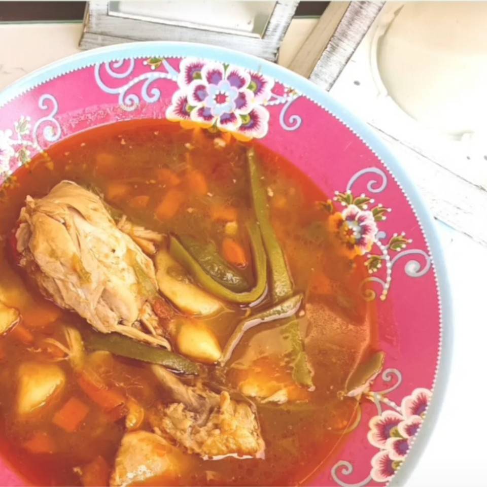 GUISILLO DE POLLO GUISILLO DE POLLO