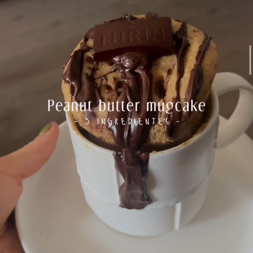Mugcake de mantequilla de mani 