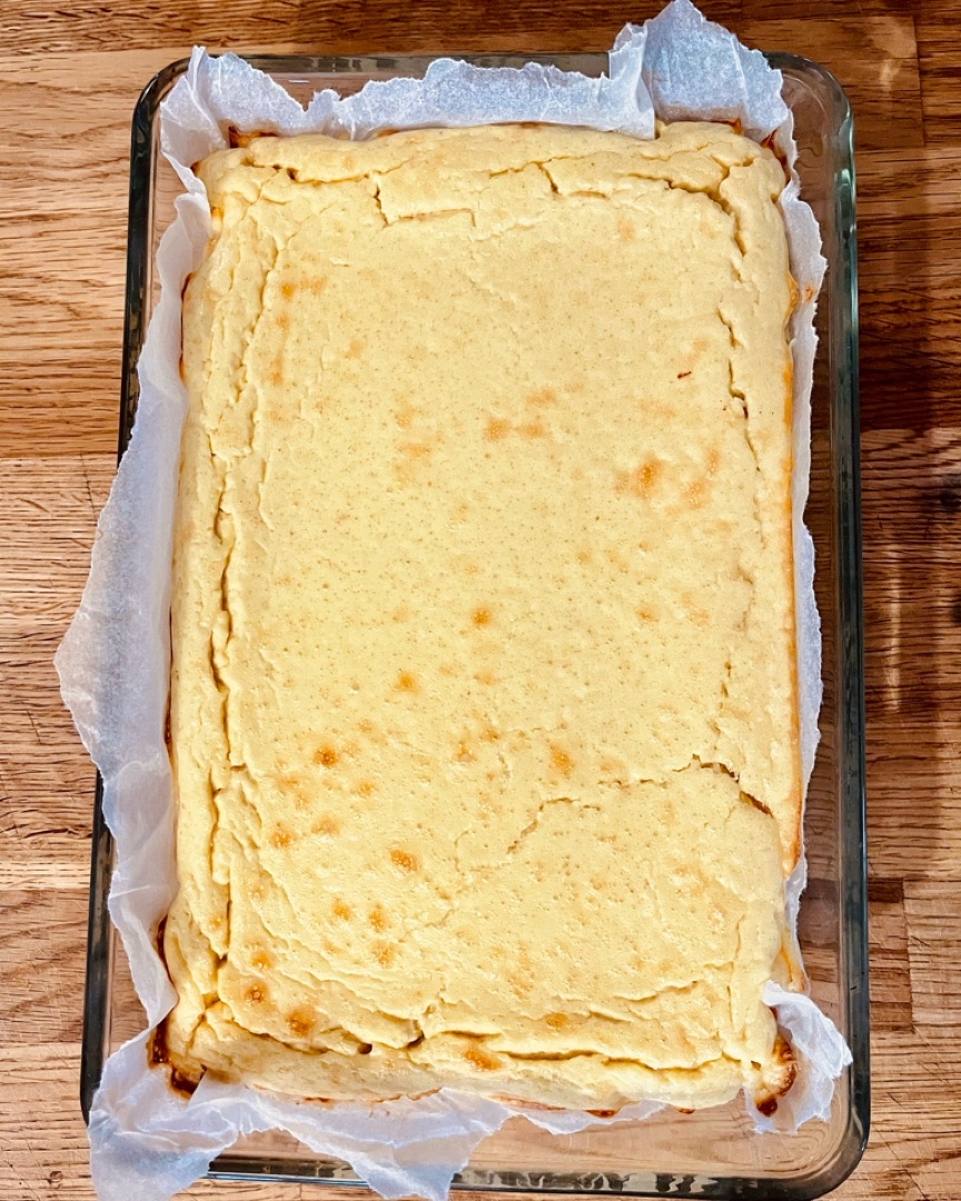 🧀 TARTA DE QUESO CREMOSA CON MANZANA 🍏 Paso 3 🧀 TARTA DE QUESO CREMOSA CON MANZANA 🍏 Paso 3