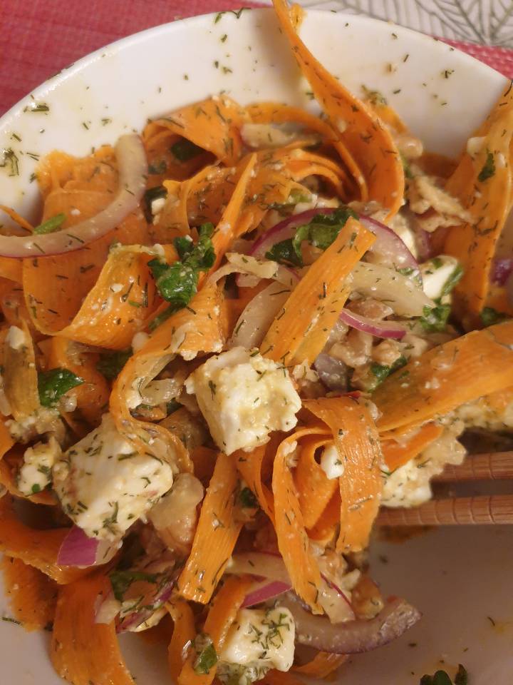 Ensalada/picoteo de zanahoria Ensalada/picoteo de zanahoria