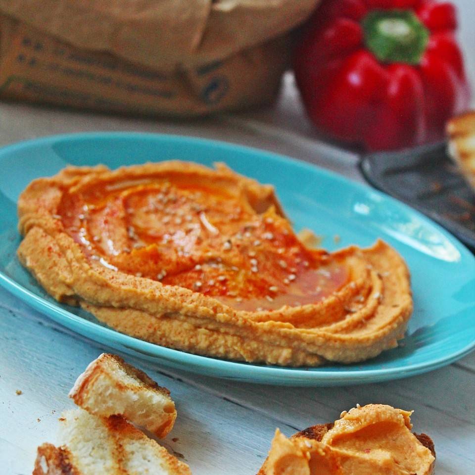 Hummus de pimiento 🫑 y sésamo 