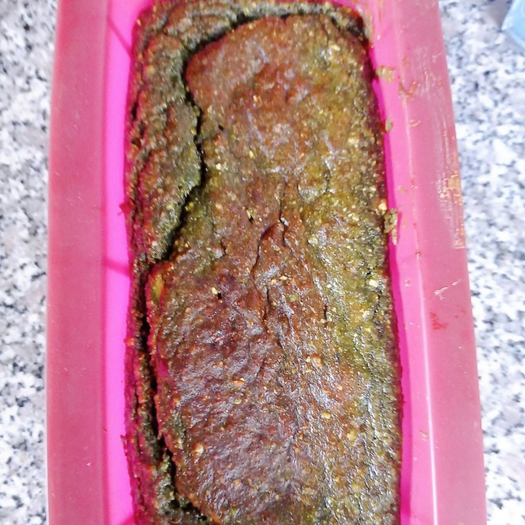 Bizcocho 💚 de pistachos, plátano 🍌 y mango 🥭 Paso 4