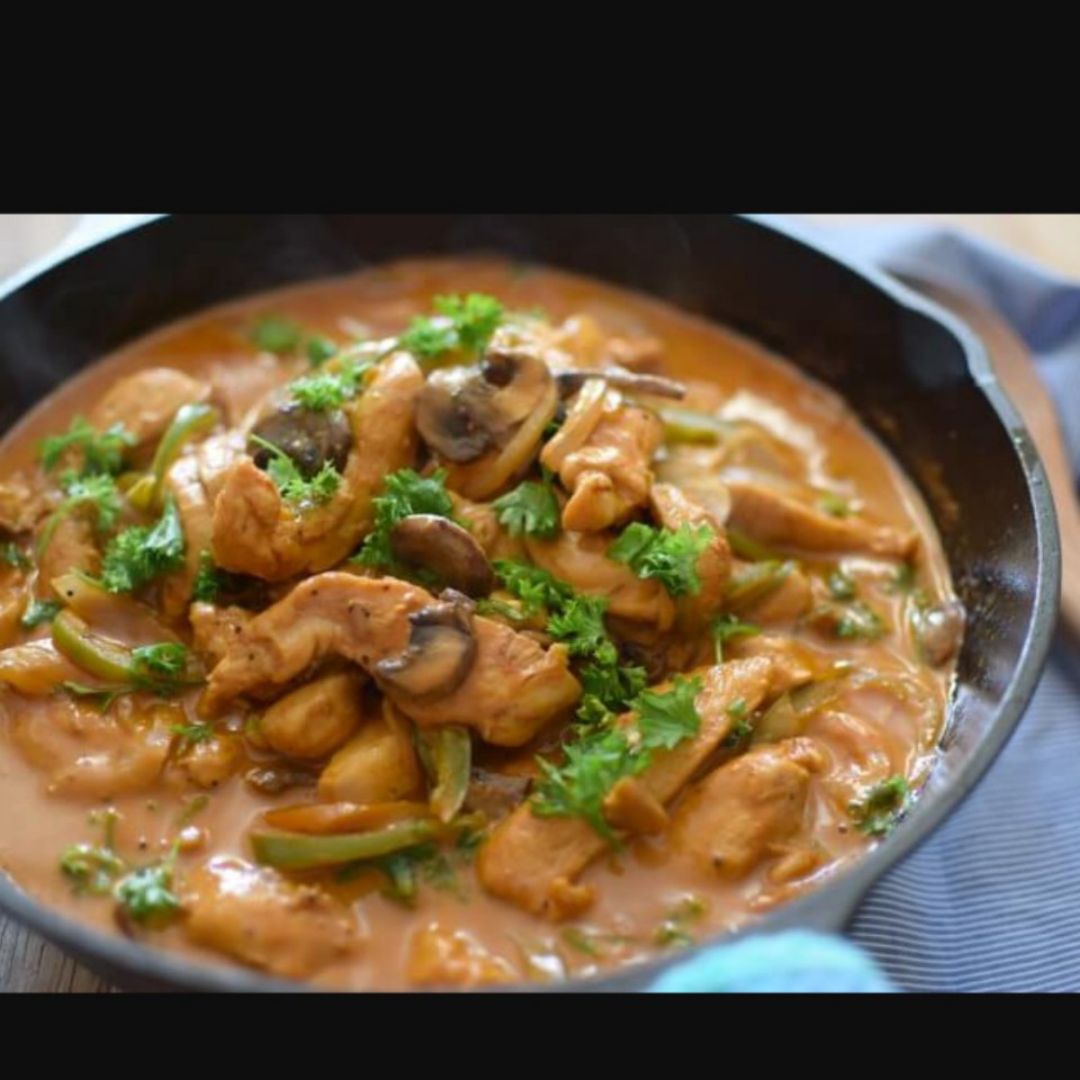 Pollo strogonof Pollo strogonof