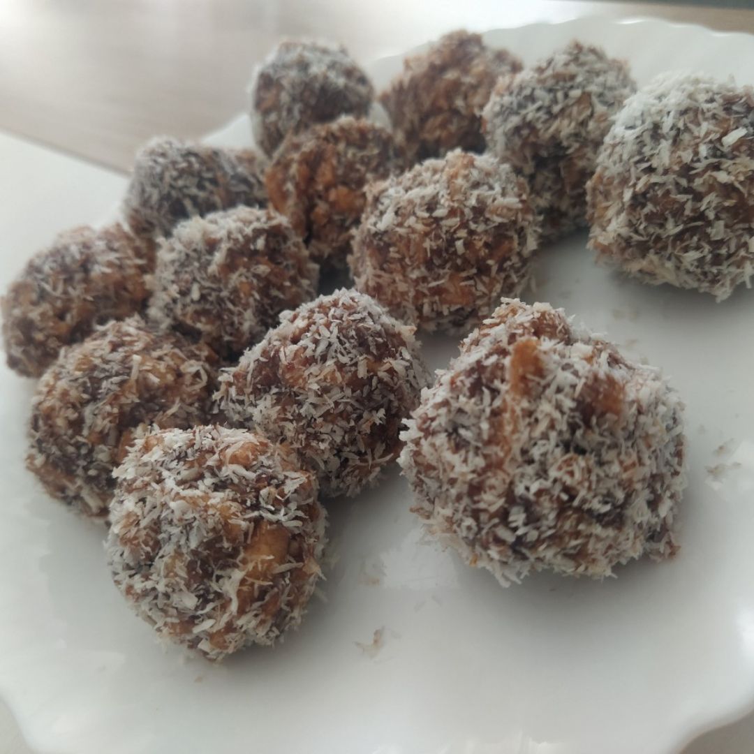Bolitas dulces de manzana y canela Bolitas dulces de manzana y canela
