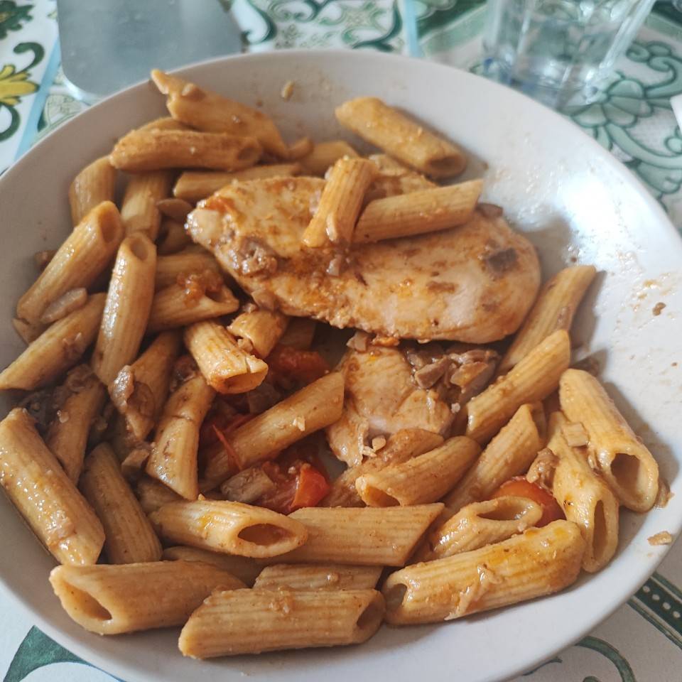 Macarrones integrales con pollo