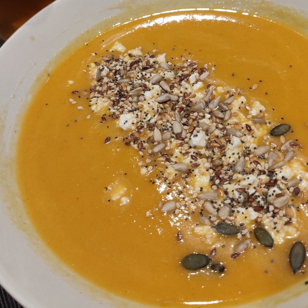 Sopa fría de puerro, manzana y curry Sopa fría de puerro, manzana y curry