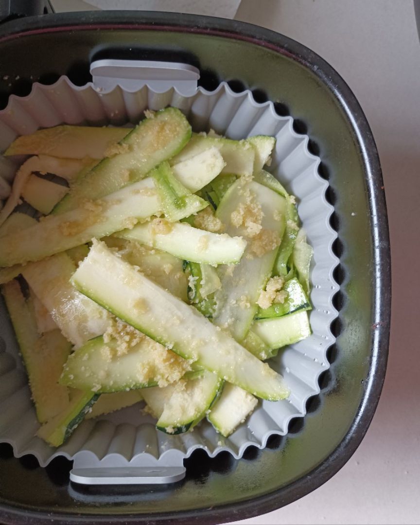 Calabacín Chips 🥒🍟🤤 Paso 1 Calabacín Chips 🥒🍟🤤 Paso 1