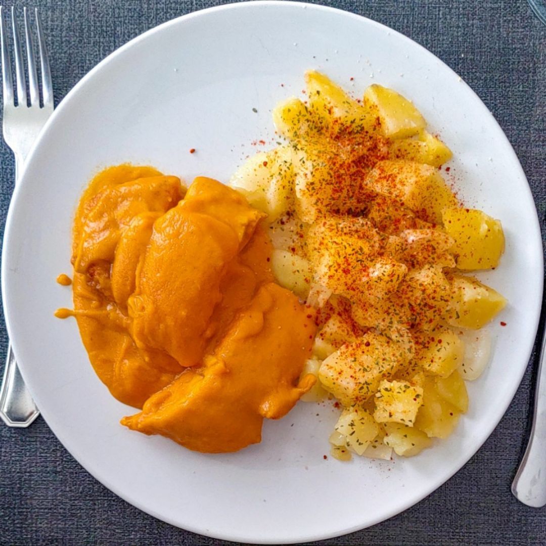 Solomillo de pavo con salsa de zanahoria y manzana. Solomillo de pavo con salsa de zanahoria y manzana.