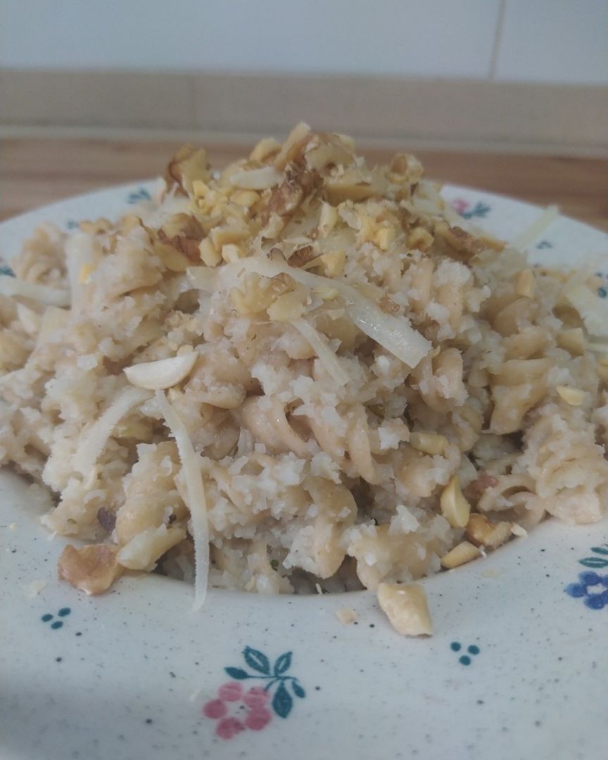 Pasta integral con salsa de coliflor Pasta integral con salsa de coliflor