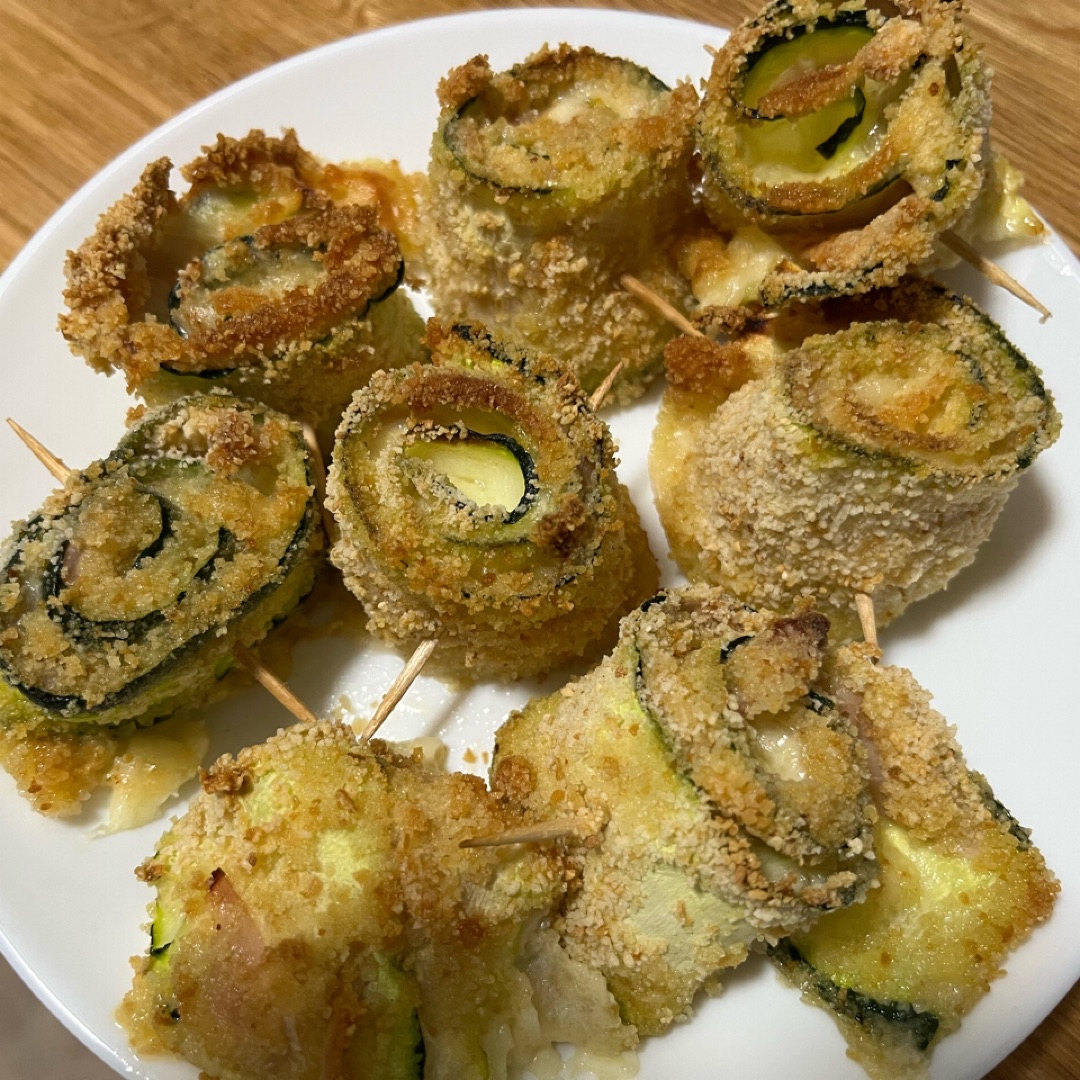 Rollitos de calabacín con jamón y queso Rollitos de calabacín con jamón y queso