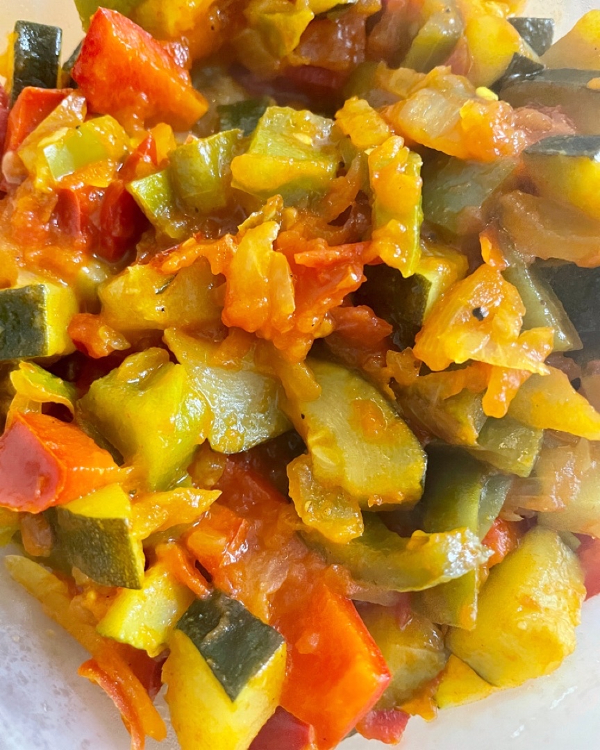 Pisto Sencillo 🫑🧅🌶🥒🍅 Pisto Sencillo 🫑🧅🌶🥒🍅