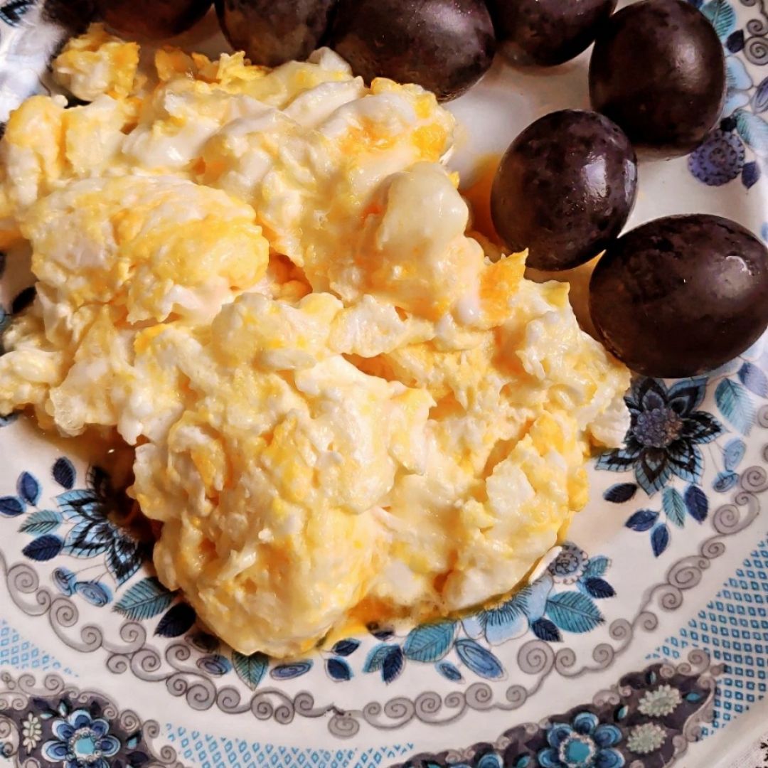 Huevos revueltos Huevos revueltos