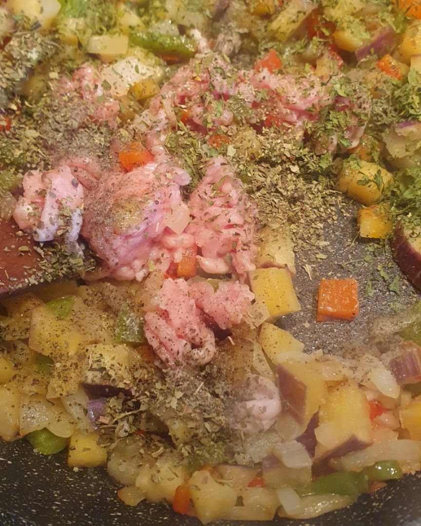 Macarrones con verduras y carne de pollo+pavo Paso 3 Macarrones con verduras y carne de pollo+pavo Paso 3