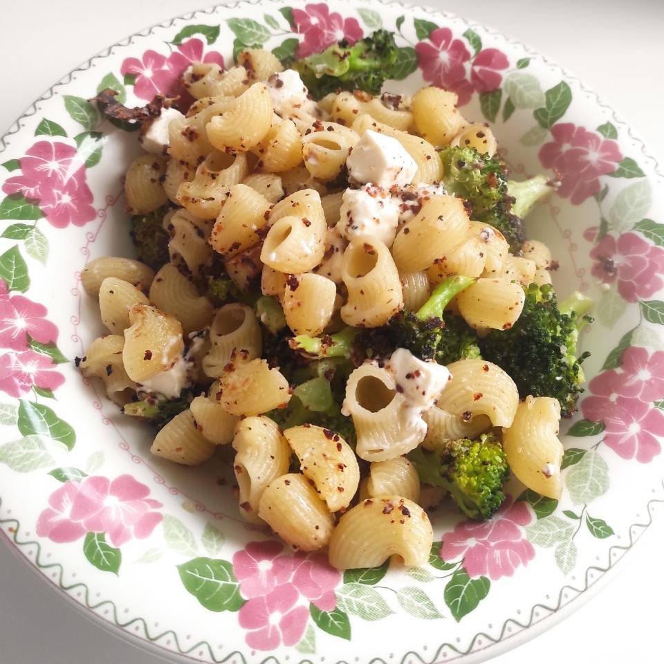 Pasta con Brócoli y Feta. Pasta con Brócoli y Feta.