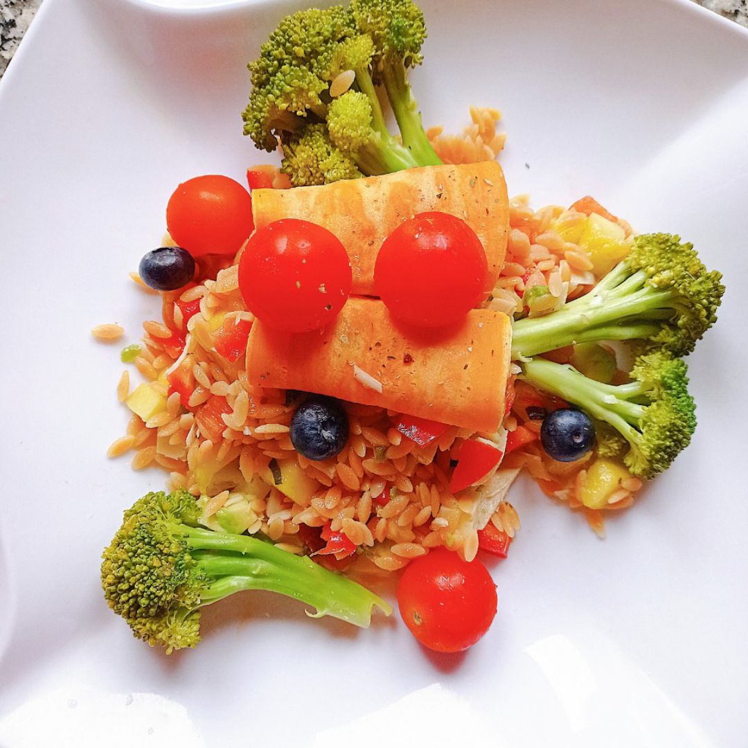 Rollitos de boniato 🍠 rellenos de ensalada de 🥭🍅🥑🫑🧀🌶️🌶️🌶️ Paso 7 Rollitos de boniato 🍠 rellenos de ensalada de 🥭🍅🥑🫑🧀🌶️🌶️🌶️ Paso 7