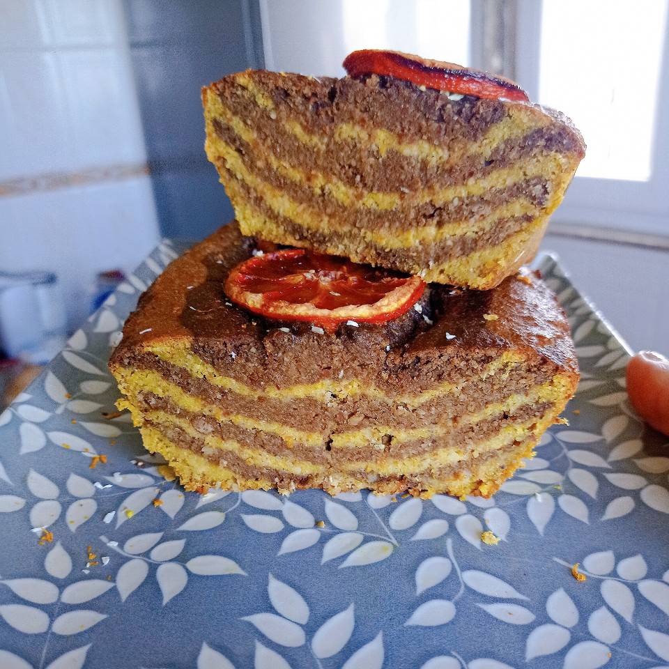 Bizcocho cebra 🦓 de mandarina 🍊 y zanahoria 🥕 con algarroba 