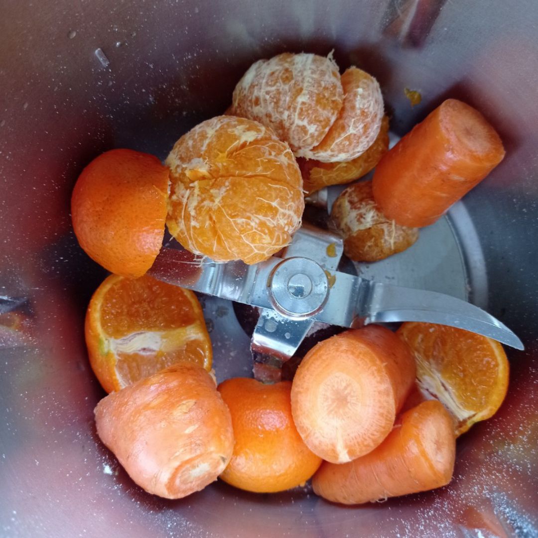 Bizcocho cebra 🦓 de mandarina 🍊 y zanahoria 🥕 con algarroba Paso 0 Bizcocho cebra 🦓 de mandarina 🍊 y zanahoria 🥕 con algarroba Paso 0