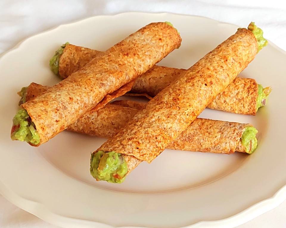 Canutillos de guacamole 