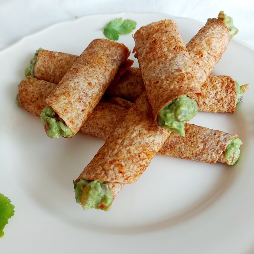 Canutillos de guacamole  Paso 3