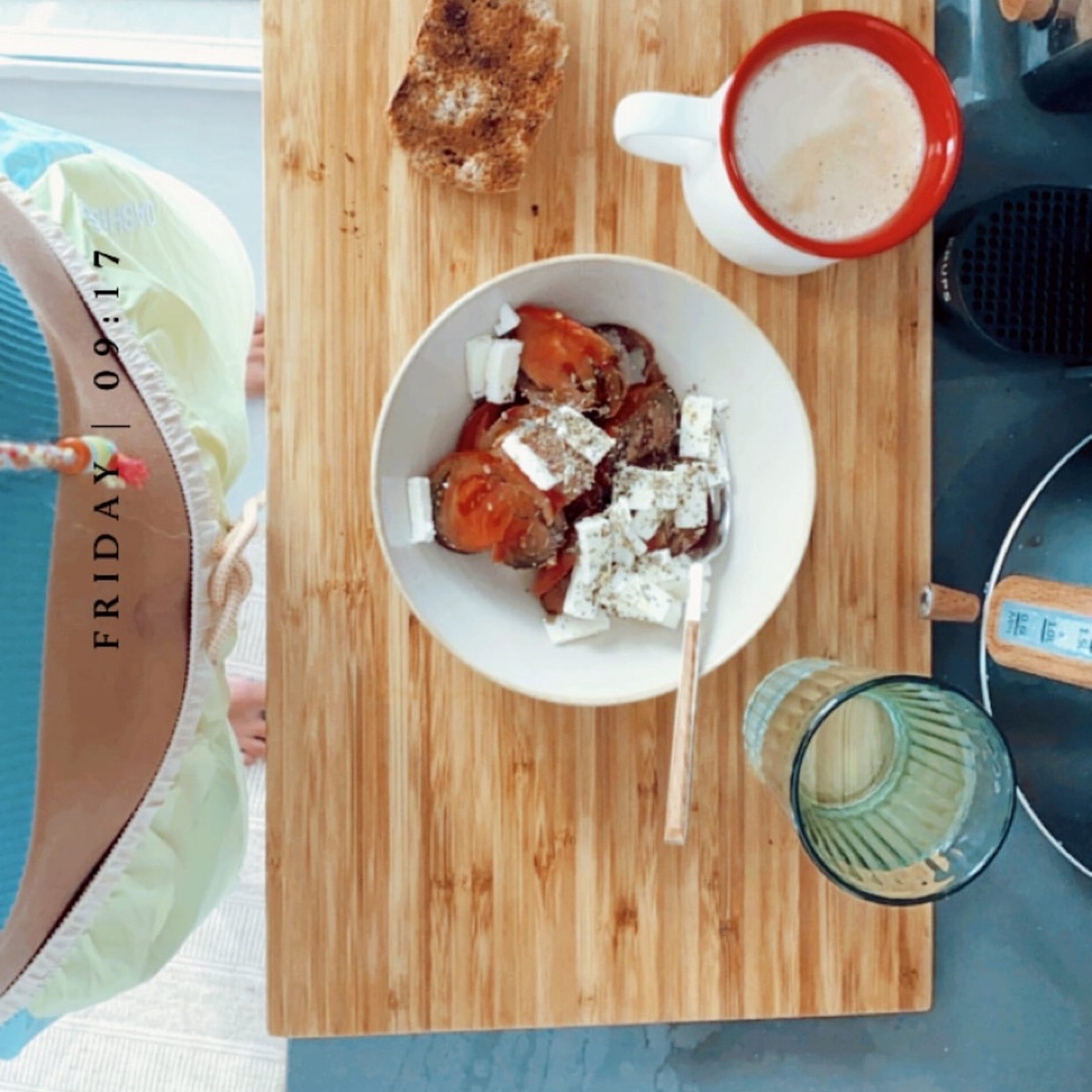 Desayuno FODMAP | Tomate raff 🍅 (1 taza) con Aceite de Oliva 🫒 (1 cdita) y Queso feta (30gr.) 🇬🇷 Desayuno FODMAP | Tomate raff 🍅 (1 taza) con Aceite de Oliva 🫒 (1 cdita) y Queso feta (30gr.) 🇬🇷