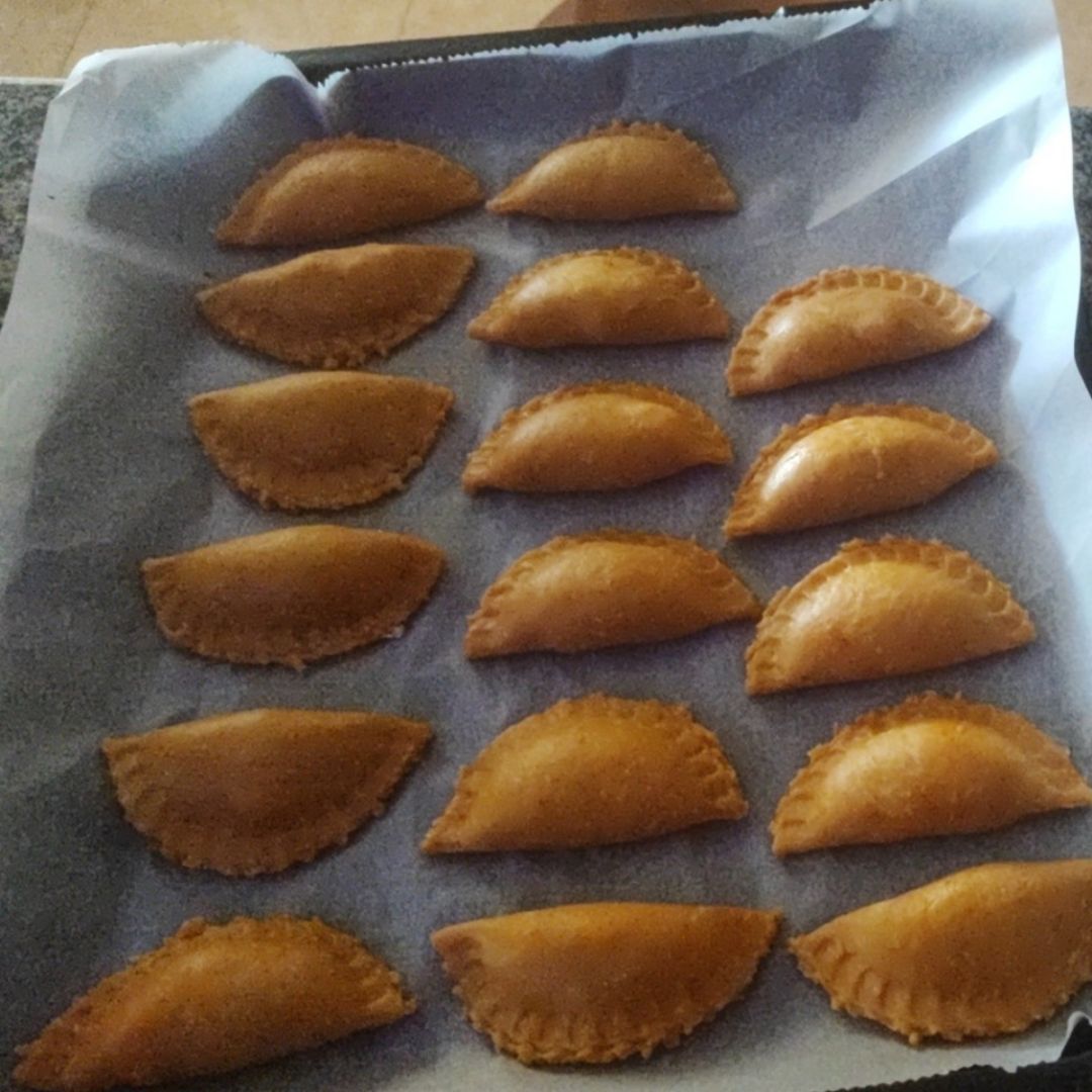 EMPANADILLAS CASERAS Paso 2 EMPANADILLAS CASERAS Paso 2