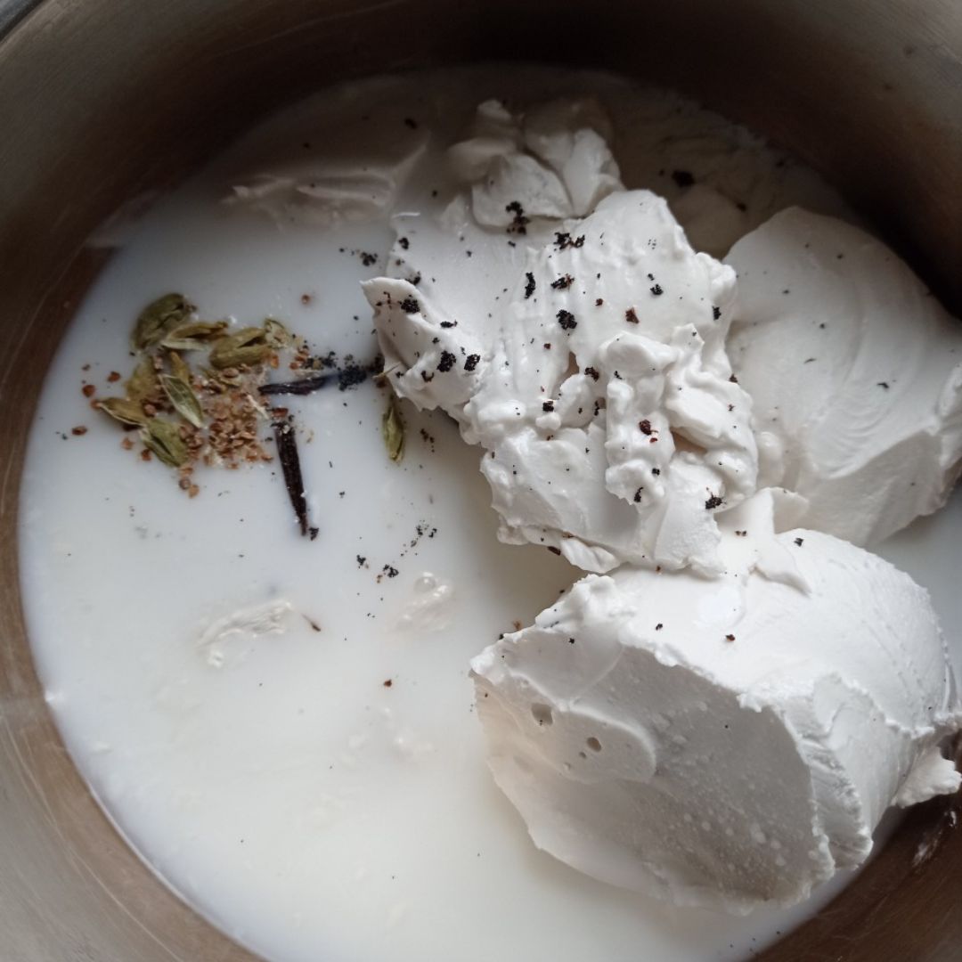 Pannacotta vegana de coco 🥥🫙 con vainilla y cardamomo 😍 Paso 1 Pannacotta vegana de coco 🥥🫙 con vainilla y cardamomo 😍 Paso 1
