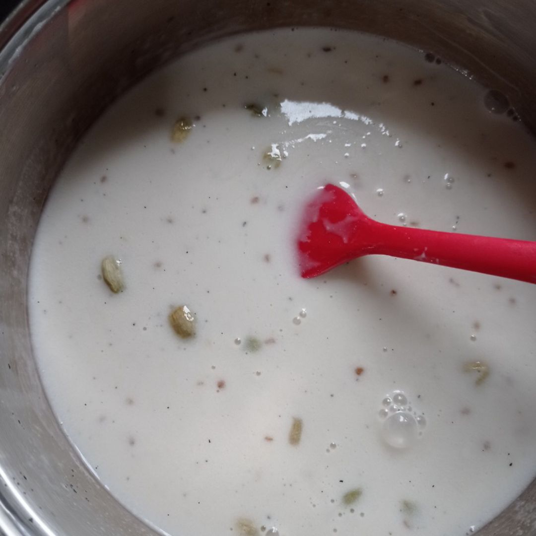 Pannacotta vegana de coco 🥥🫙 con vainilla y cardamomo 😍 Paso 3 Pannacotta vegana de coco 🥥🫙 con vainilla y cardamomo 😍 Paso 3