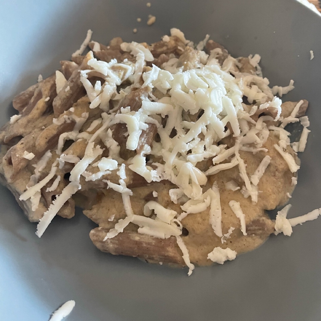 Macarrones com salsa boletus (sin gluten)