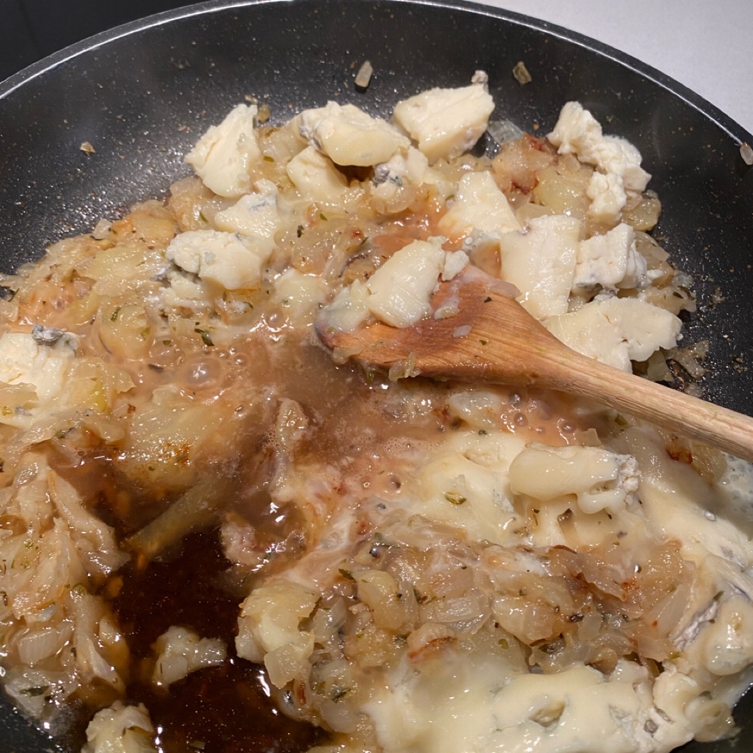SALSA DE PERA 🍐 Y 🧀 QUESO GORGONZOLA Paso 2 SALSA DE PERA 🍐 Y 🧀 QUESO GORGONZOLA Paso 2