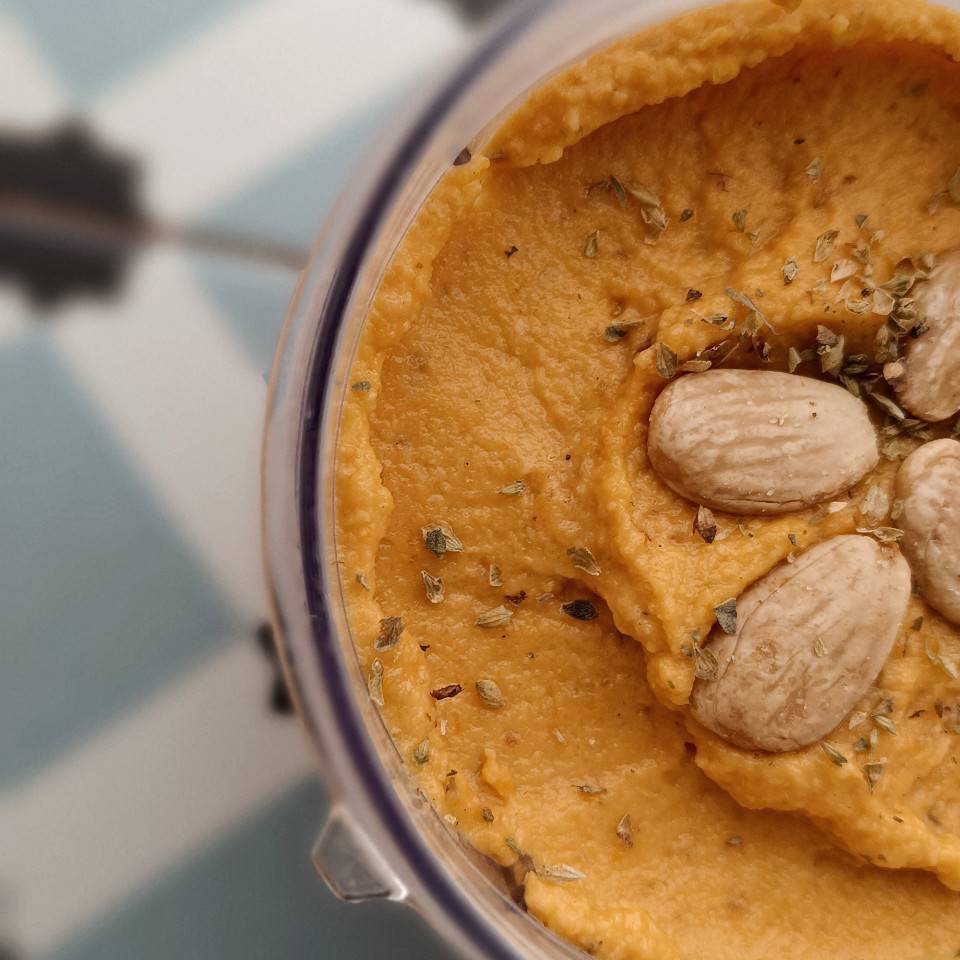 Paté de calabaza asada con almendras Paté de calabaza asada con almendras