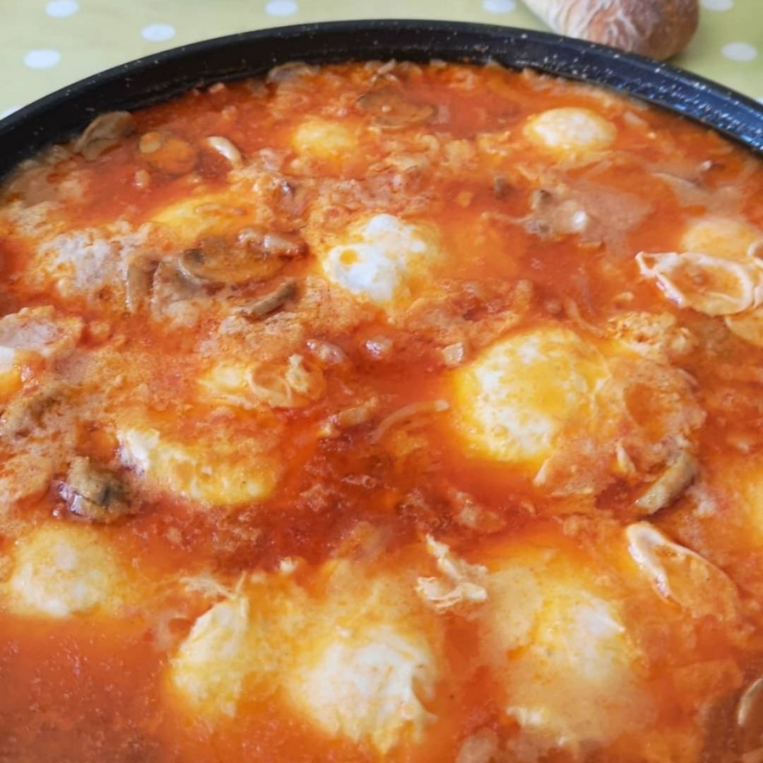 Huevos a la bretona Huevos a la bretona