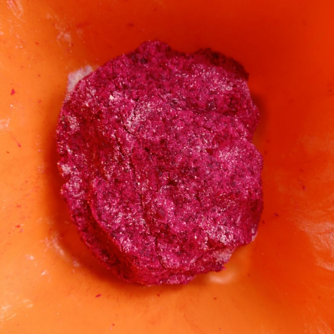 Ñoquis de boniato 🍠 y remolacha 💖 veganos 💚 con 3 ingredientes  Paso 2