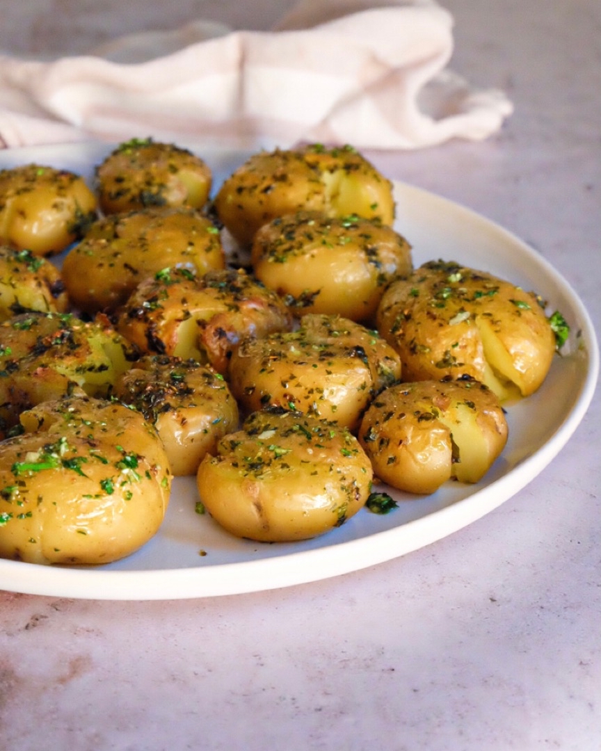 Patatas puñetazo al ajillo