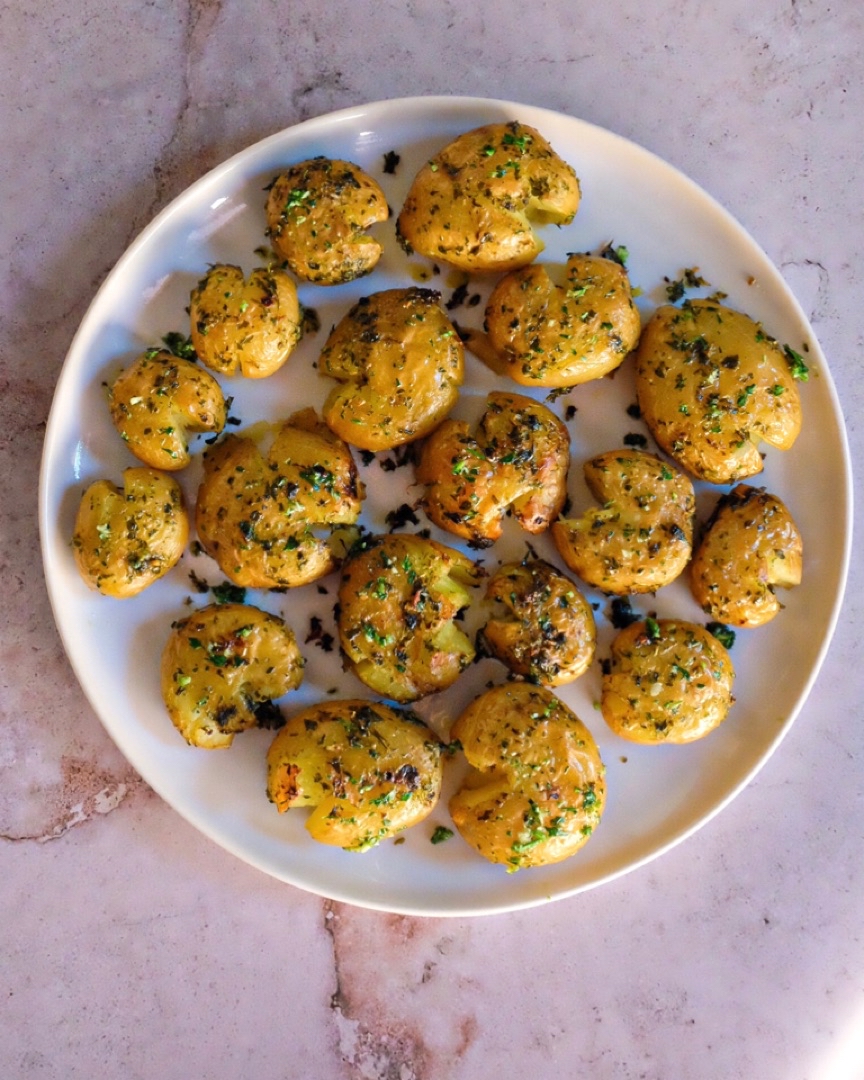 Patatas puñetazo al ajillo