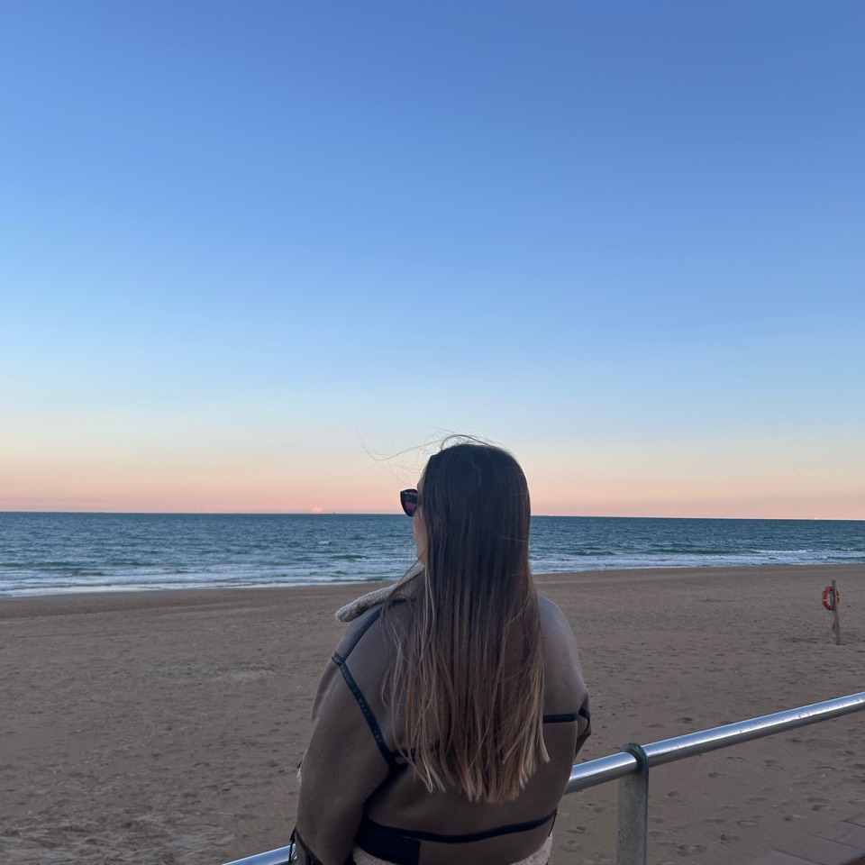 angela_velascoo