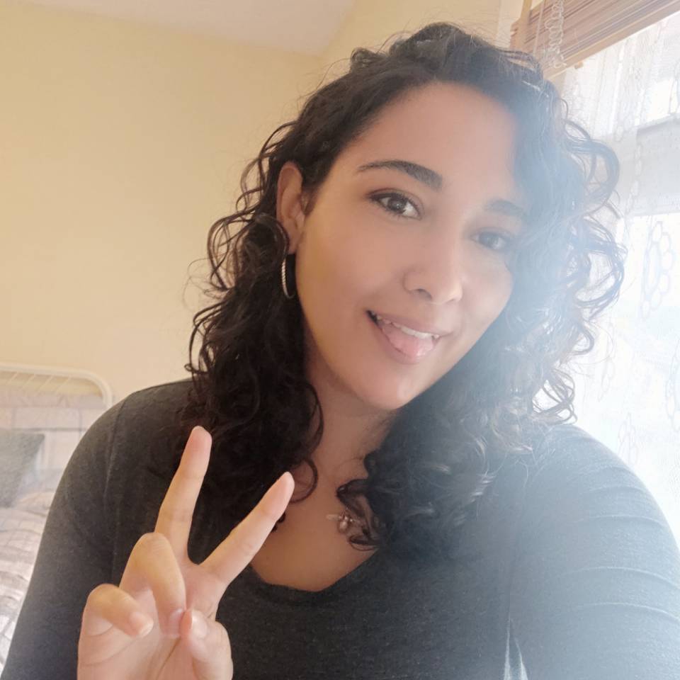 shu_zahra_de_la_isla